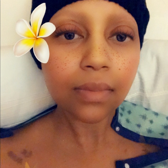 CANCER SUCKS! DIAGNOSED WITH TERMINAL CANCER ๐ - Picture 1 of 16